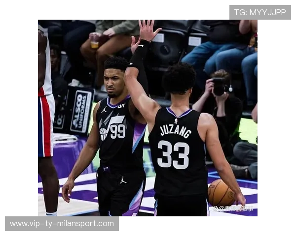 爵士迎战活塞焦点对决最新伤病报告揭示双方多名球员将缺席 爵士迎战活塞焦点对决最新伤病报告揭示双方多名球员将缺席