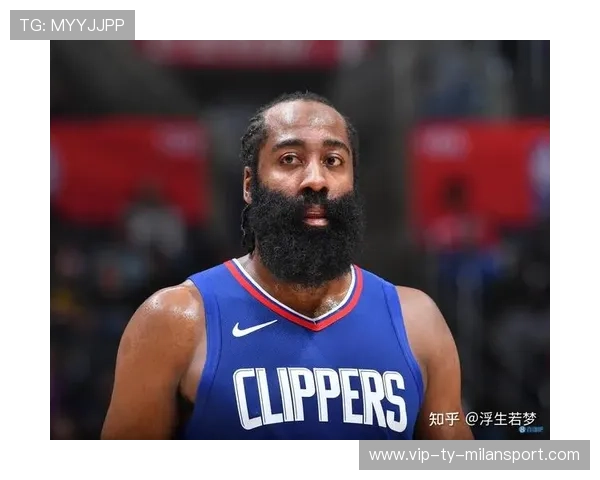 哈登突破上篮造犯规并罚中，76人坚持到底